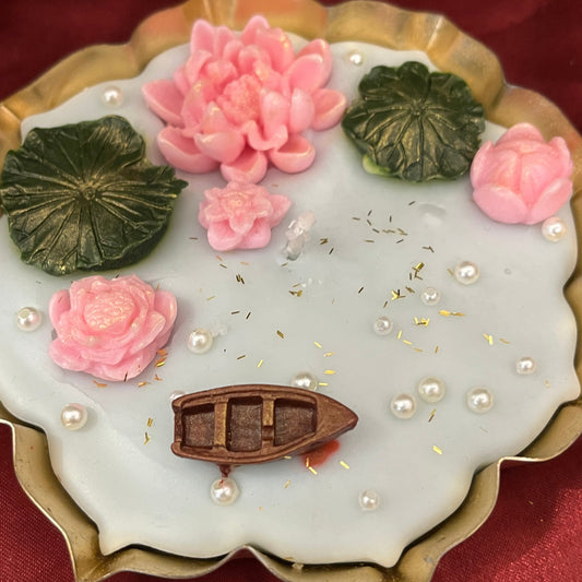 Lotus Pond Urli Candle
